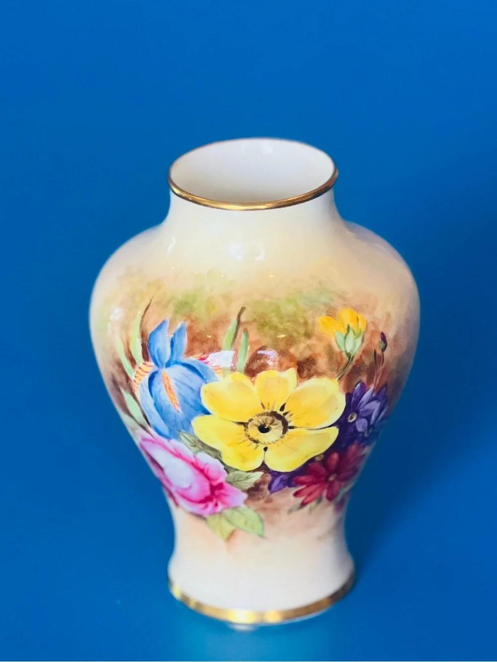 Royal Worcester Vase Hand Painted Artist Signed